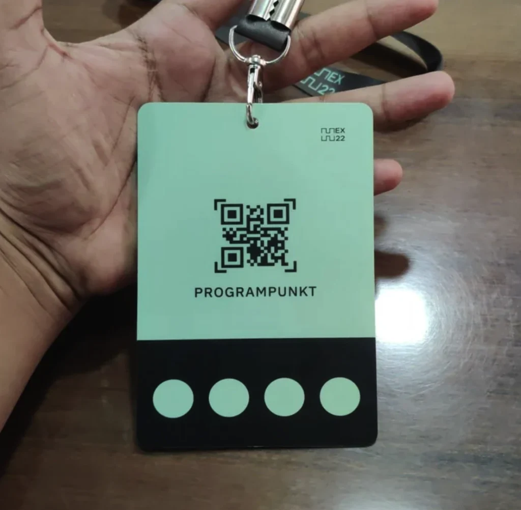 Smart badges integrated with IoT for personalised event experiences